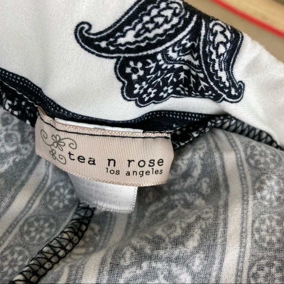 TEA  N  ROSE Black/White Wrap Leg  Pants . - Picture 6 of 6